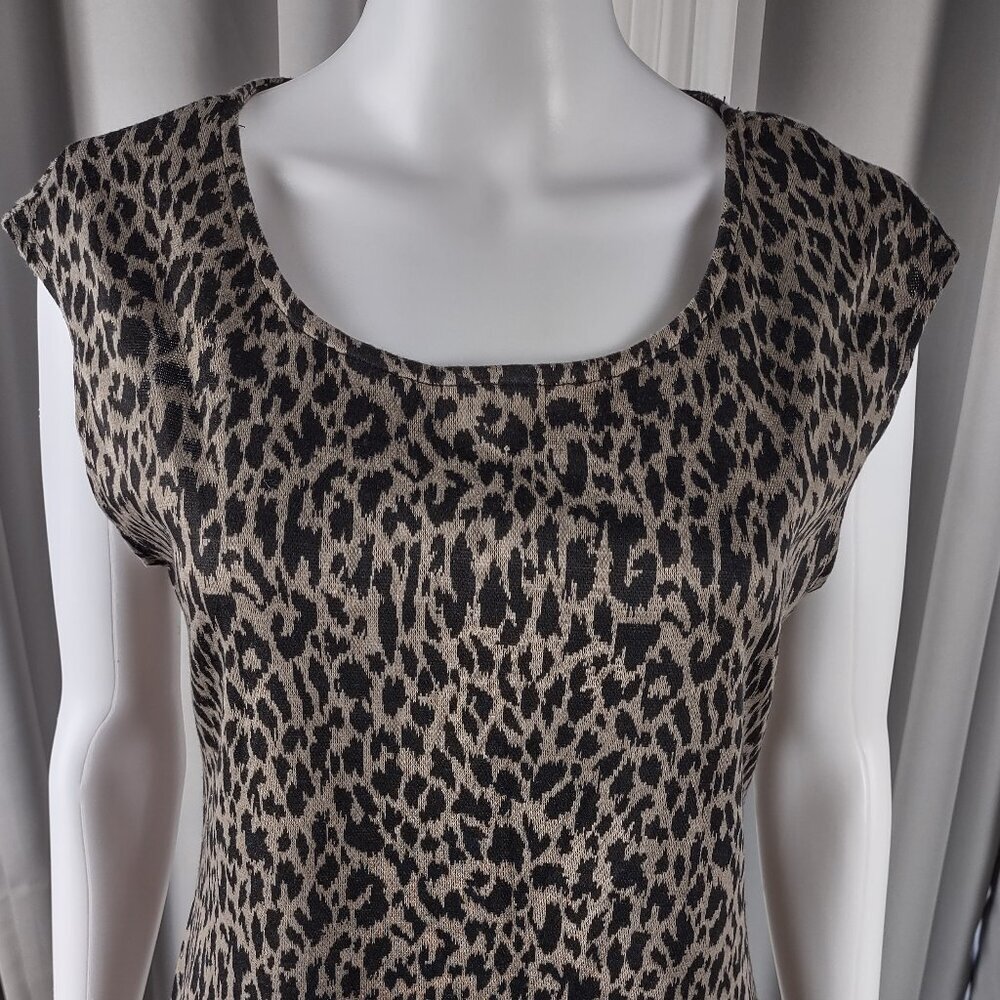 Nine West Leopard Print Ponte Sheath Dress Cap Sleeve Stretch Knee Length Size M - Picture 2 of 11